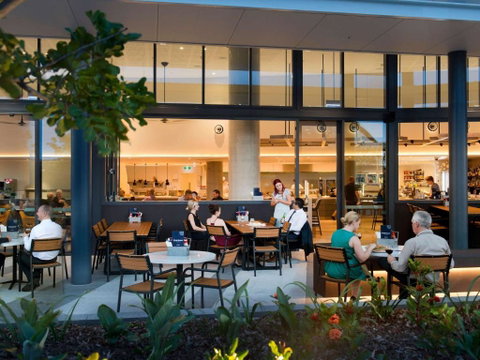 Ibis Brisbane Airport - Surfers Gold Coast 2