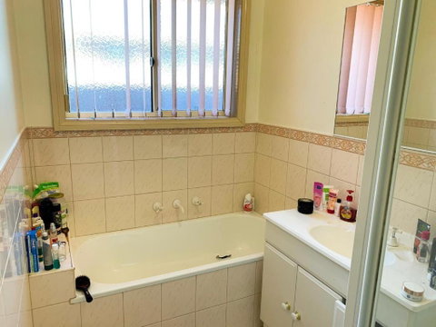 In The Heart Of Epping Shared House - Surfers Gold Coast 2
