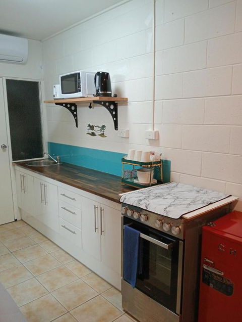 Innisfail Riverfront Motel - Surfers Gold Coast 2
