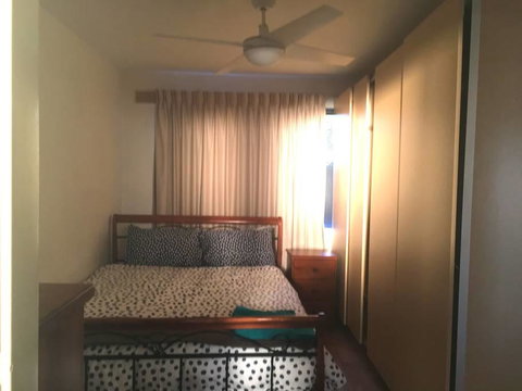 Affordable Apartment Close To City And Beaches - Surfers Gold Coast 0