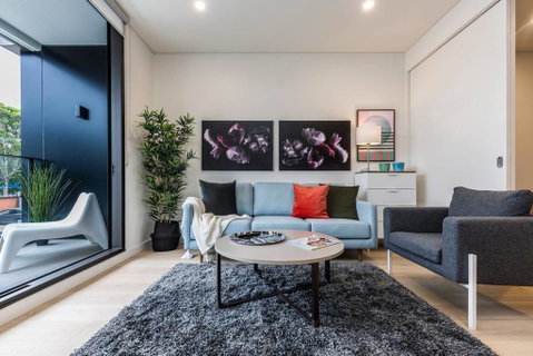 Air Conditioned One Bedroom With Pool Close To CBD - Surfers Gold Coast 0