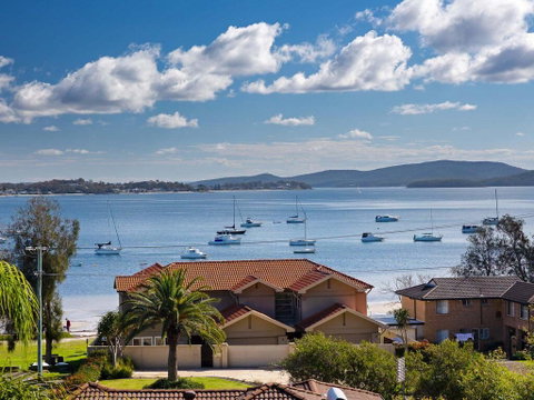 Aislinn' 3/273 Corrie Parade - Air Con, Water Views, BBQ - Surfers Gold Coast 0
