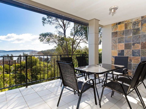 Aislinn' 3/273 Corrie Parade - Air Con, Water Views, BBQ - Surfers Gold Coast 1