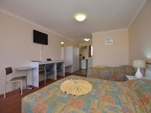 Albion Hotel - Surfers Gold Coast 3
