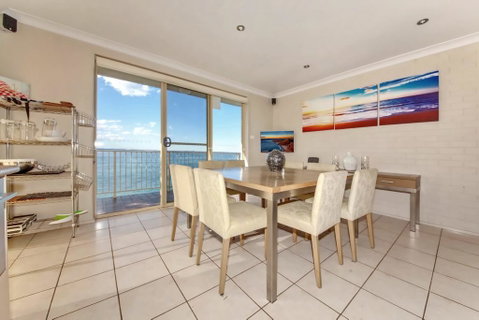 Alcheringa Unit 3 & 4, 32 Sandy Point Road - Surfers Gold Coast 3