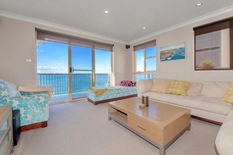 Alcheringa Unit 3 & 4, 32 Sandy Point Road - Surfers Gold Coast 0