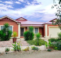All Seasons Port Elliot Holiday House - Surfers Gold Coast