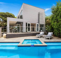 Amalfi Dream - Luxury Villa with Pool and Spa walk to beach and shops - Surfers Gold Coast