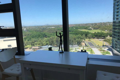 Amazing City View Apt @ Olympic Park - Surfers Gold Coast 1