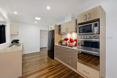 Anchor Lodge - Surfers Gold Coast 3