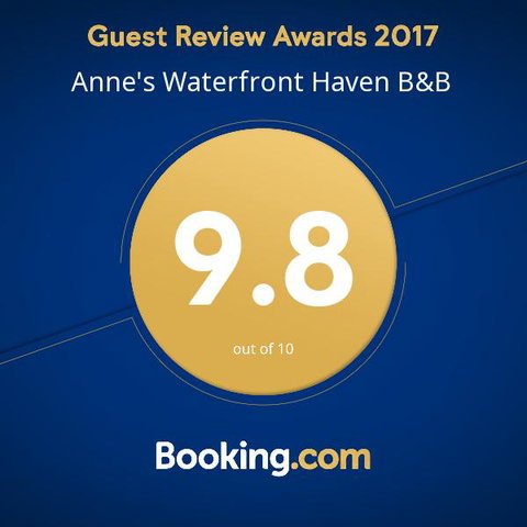 Anne's Waterfront Haven B&B - Surfers Gold Coast 3