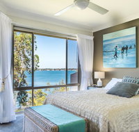 Anne's Waterfront Haven BB - Surfers Gold Coast
