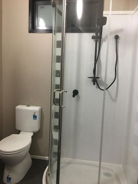 Annerley-granny Flat,private, New, Convenience - Surfers Gold Coast 3