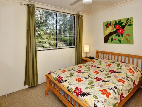 Apartment With Inground Pool - Surfers Gold Coast 3