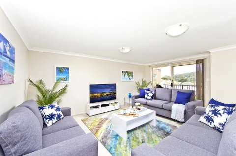 Aqua Lagoon - Great Family Beach Getaway - Surfers Gold Coast 1
