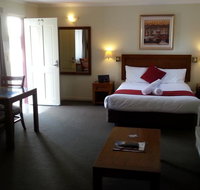 Armidale Pines Motel - Surfers Gold Coast