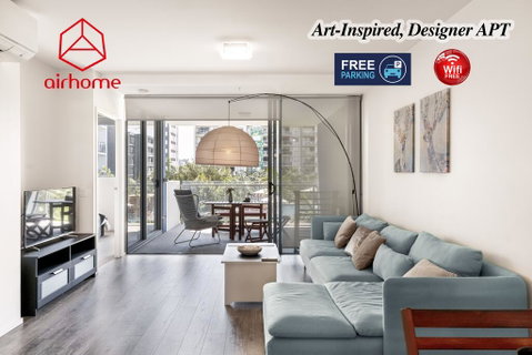 Art-Inspired, Designer APT In The Vibrant Area - Surfers Gold Coast 0