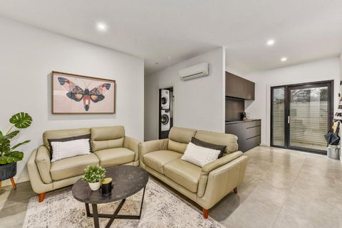Luxury On Holland Kingston SE - Surfers Gold Coast 1