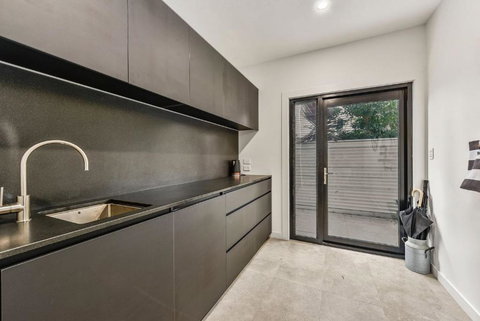 Luxury On Holland Kingston SE - Surfers Gold Coast 2