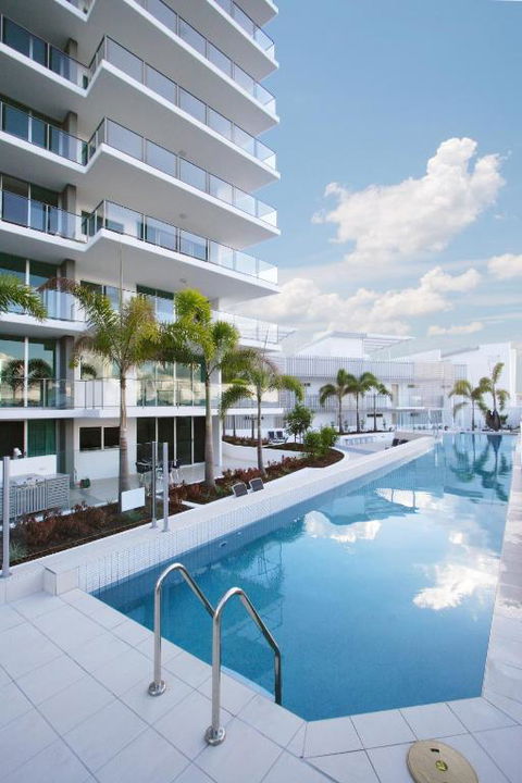M1 Resort - Surfers Gold Coast 1