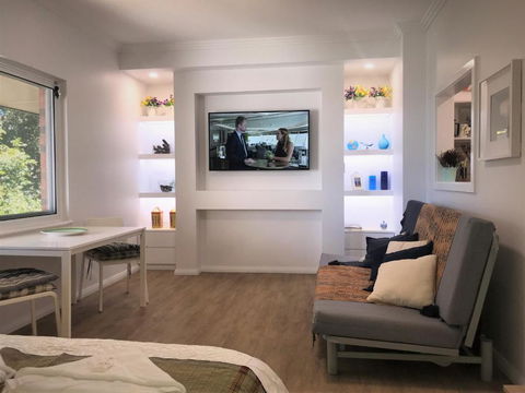 M207 West Perth Studio Apartment Near Kings Park - Surfers Gold Coast 0