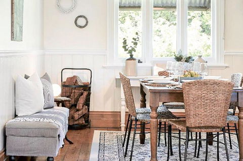 MARIGOLD COTTAGE Charming 1870s Central Daylesford Cottage - Surfers Gold Coast 3