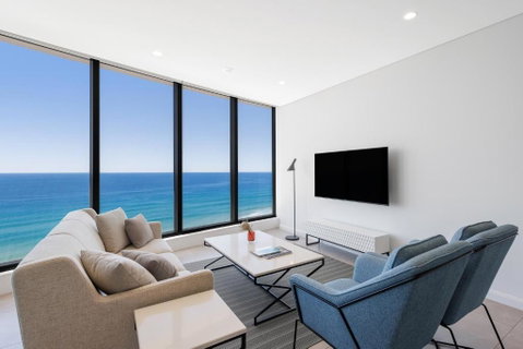 Meriton Suites Surfers Paradise - Surfers Gold Coast 2