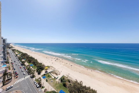 Meriton Suites Surfers Paradise - Surfers Gold Coast 3