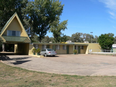 Millers Cottage Motel - Surfers Gold Coast 2