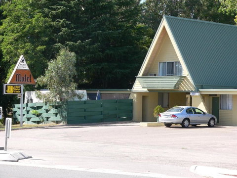 Millers Cottage Motel - Surfers Gold Coast 0