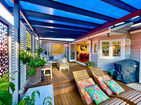Mimosa House - Surfers Gold Coast 1