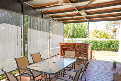 Mooney St Manor - Surfers Gold Coast 1