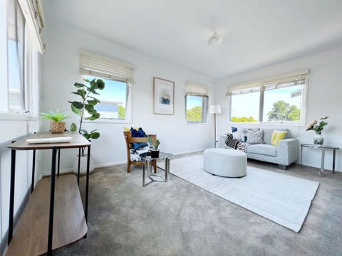 Modern And Elegant House With Swimming Pool - Surfers Gold Coast 3