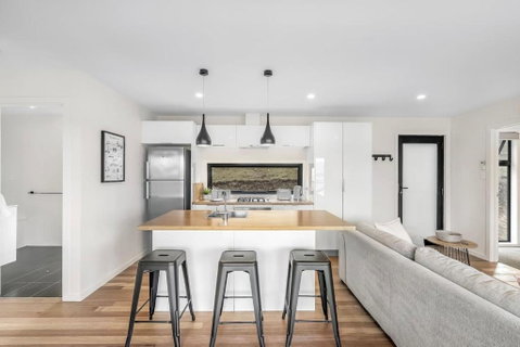 Modern And Scenic Valley Escape - Surfers Gold Coast 0
