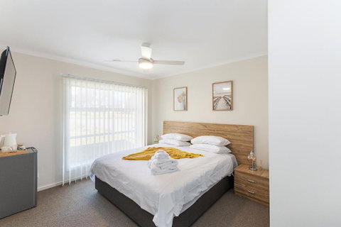 Morview Holiday Homes-Implala - Surfers Gold Coast 0