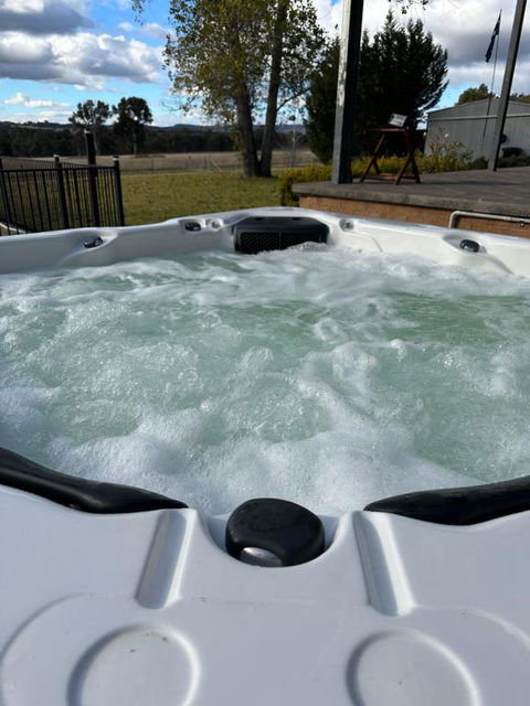 Mudgee Farm Stay - Surfers Gold Coast 1
