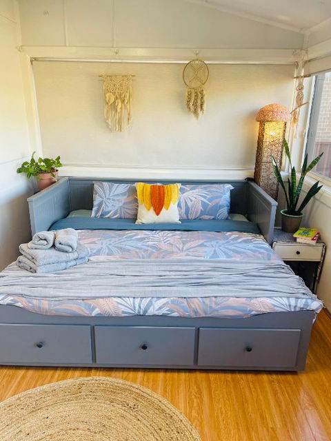 Mystic Gardens With Private Entrance And Bathroom - Surfers Gold Coast 3
