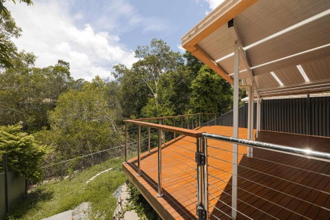 NEW 3BR Serene Creekside Retreat In Helensvale - Surfers Gold Coast 0