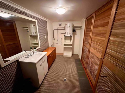 NY Special Granny Flat In Mosman - Surfers Gold Coast 3