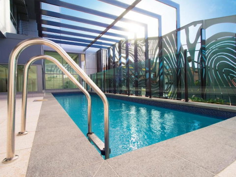 Oaks Gladstone Grand Hotel - Surfers Gold Coast 1