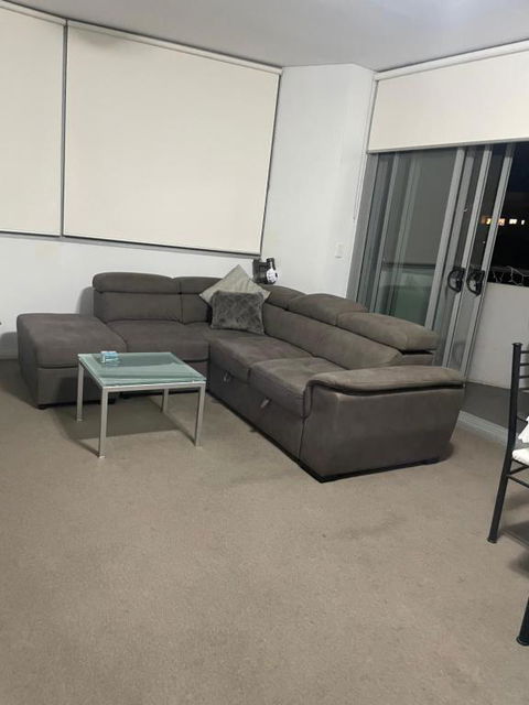 Ocean View 2 Bedroom Apartment - Surfers Gold Coast 2