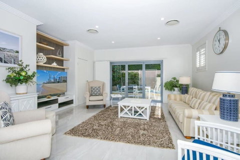 Opulence By Khove - Surfers Gold Coast 2