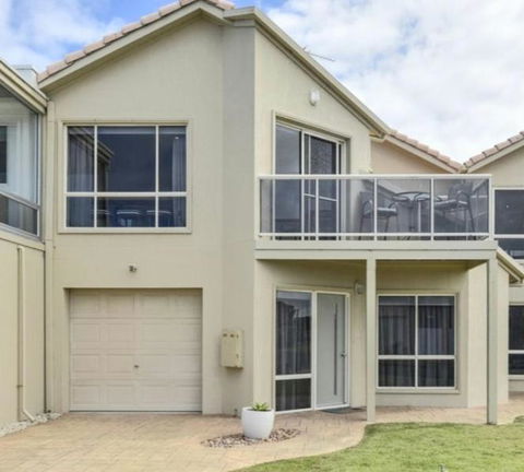 Panayil BeachHouse ! Stunning Ocean Views! - Surfers Gold Coast 0