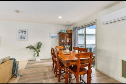 Panayil BeachHouse ! Stunning Ocean Views! - Surfers Gold Coast 3