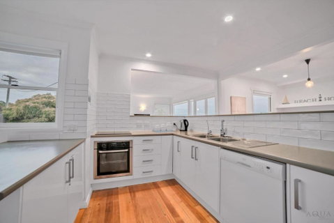 Panoramic Views On Walter - Surfers Gold Coast 1