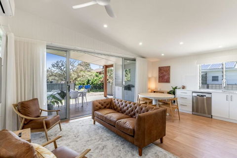 Park Lane - 4B Wattle Street - Surfers Gold Coast 1