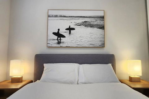 Penthouse Apartment Ocean Views - Surfers Gold Coast 3