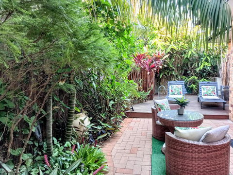 Palm Garden Villa-Apt With Tropical Courtyard At Cronulla Beach - Surfers Gold Coast 3