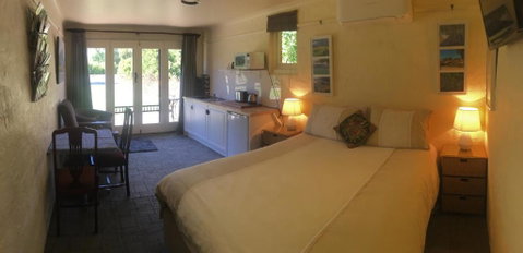 Pierrepoint Accommodation - Surfers Gold Coast 2