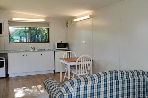 Pine Country Caravan Park - Surfers Gold Coast 1